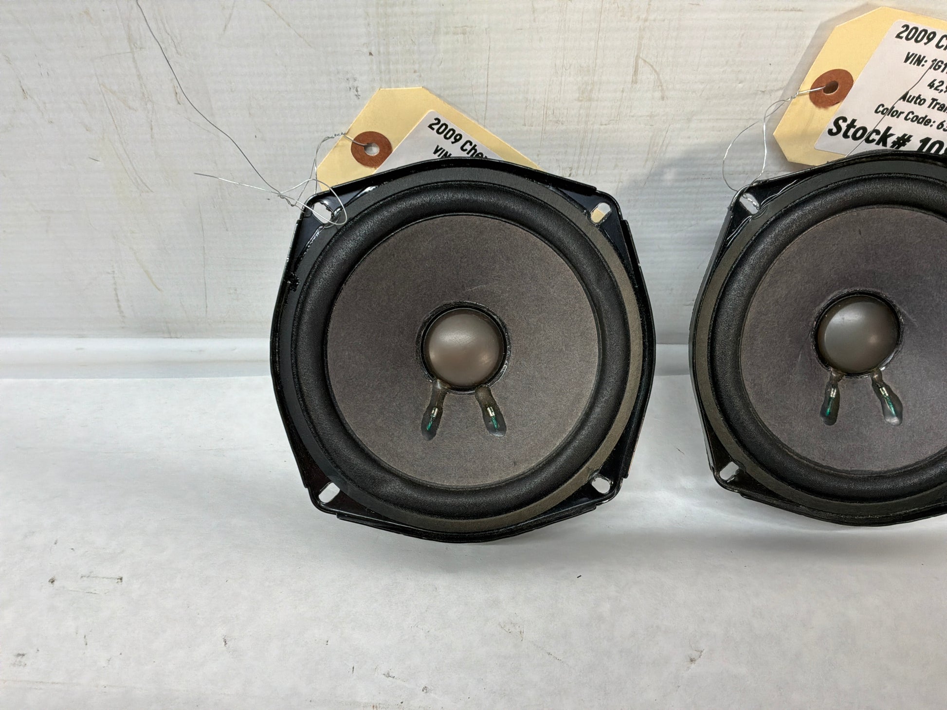 Rear speakers - Day's Parts Yard