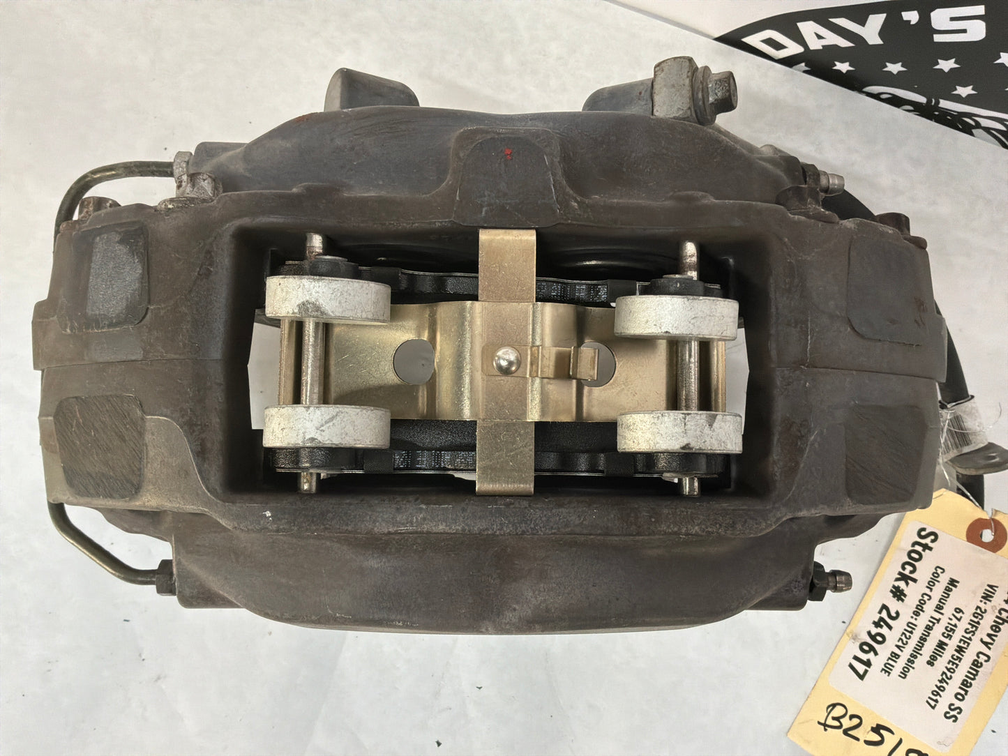 2014 Chevy Camaro SS RH & LH Front Brembo Brake Calipers OEM