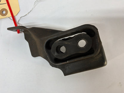 2017 Chevy SS Sedan RH Passenger Exhaust Muffler Hanger Bracket OEM