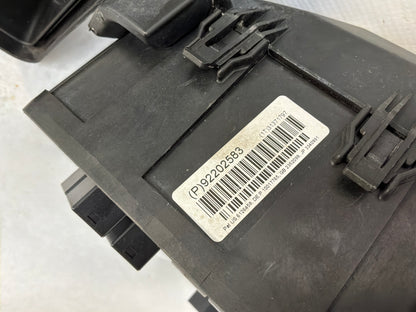 2008 Pontiac G8 Base Fuse Box w/ Lid Cover OEM