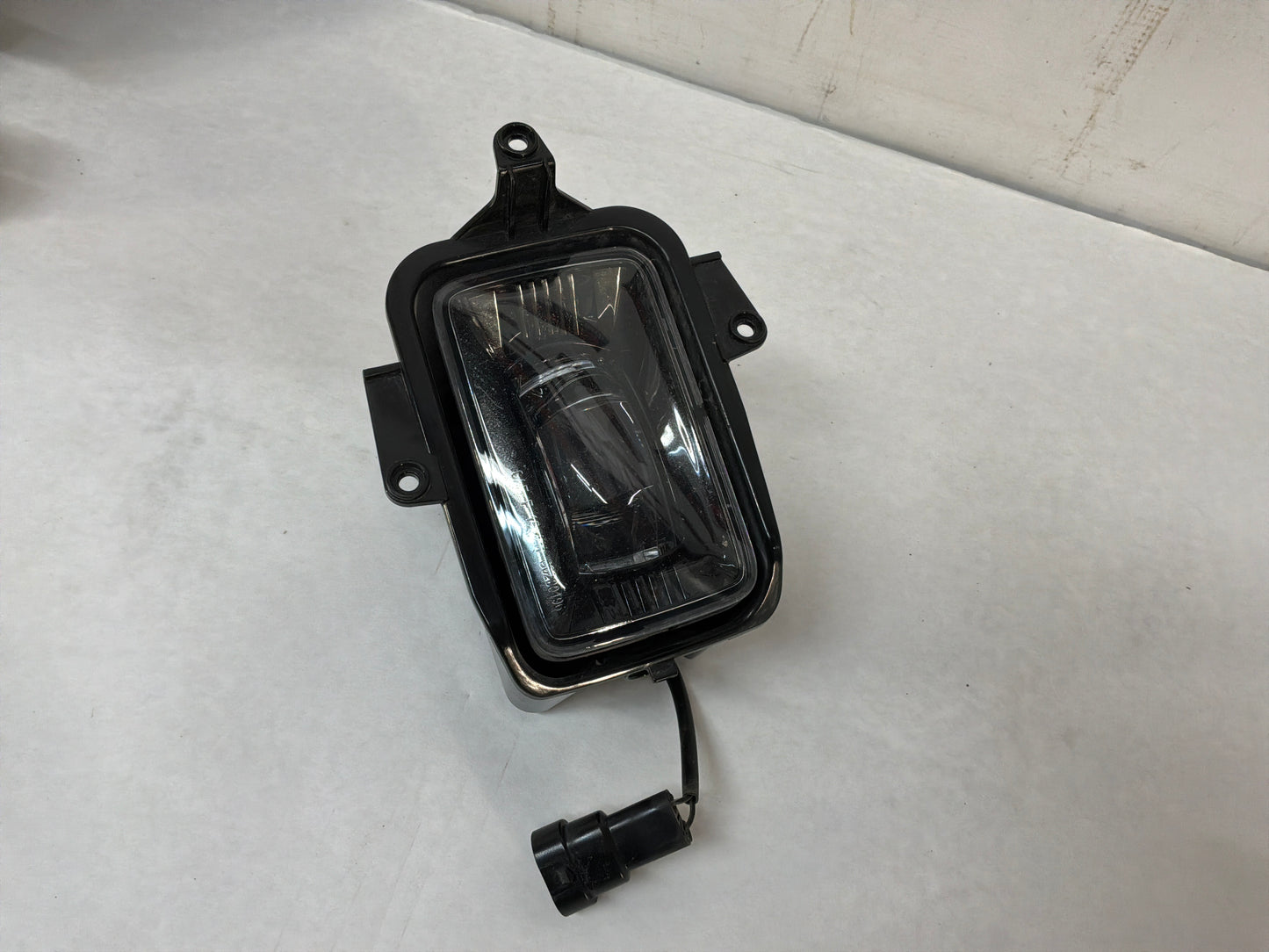 2009 Chevy C6 Corvette LH Driver Fog Light & Fog Light Bezel OEM - Day's Parts Yard