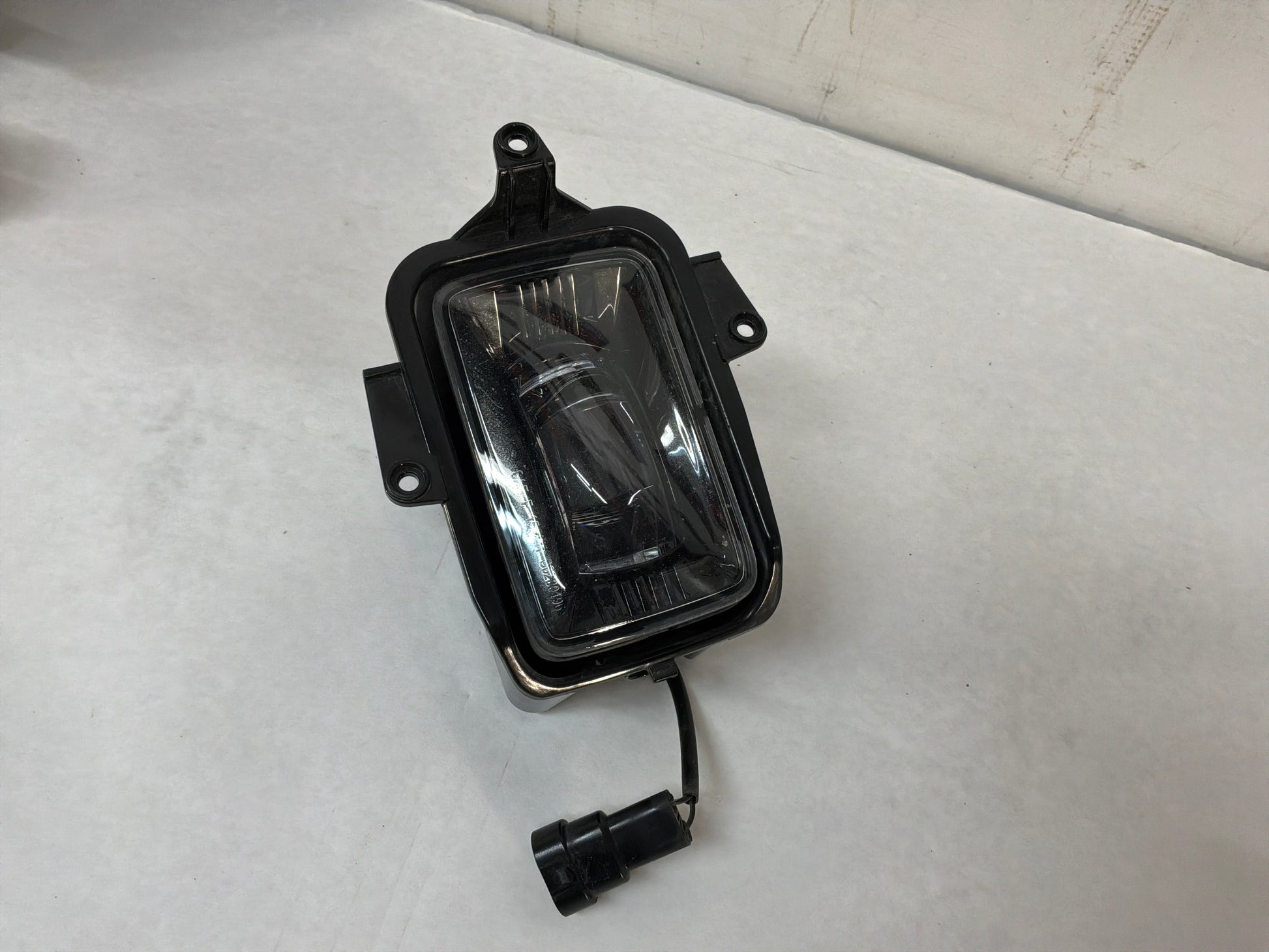 2009 Chevy C6 Corvette LH Driver Fog Light & Fog Light Bezel OEM - Day's Parts Yard