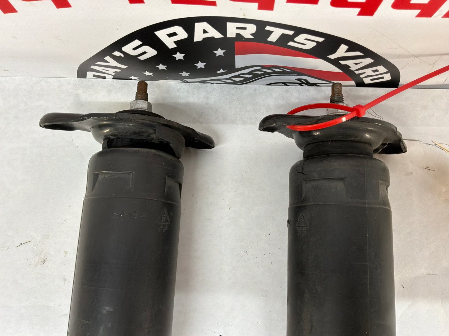 2007 C6 Corvette Convertible RH & LH Rear Suspension Shock Absorber Strut OEM