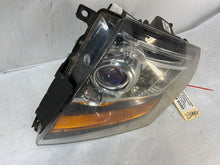 Rh headlight - Day's Parts Yard