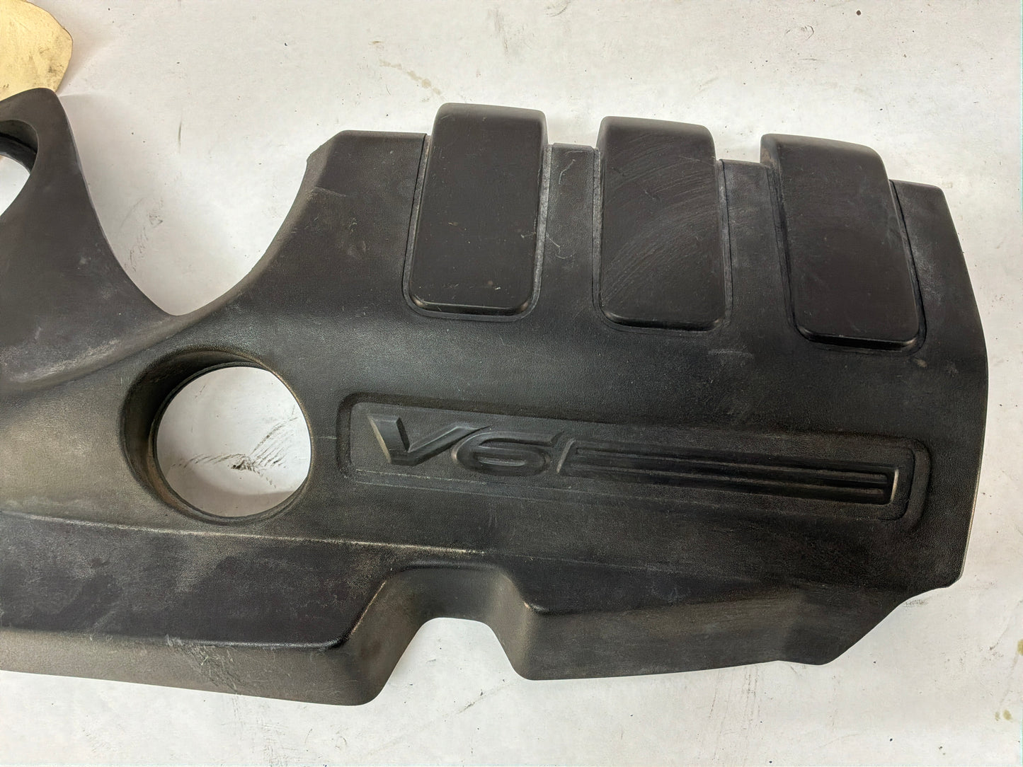 2008 Pontiac G8 Base RH & LH Engine Motor Appearance Covers OEM