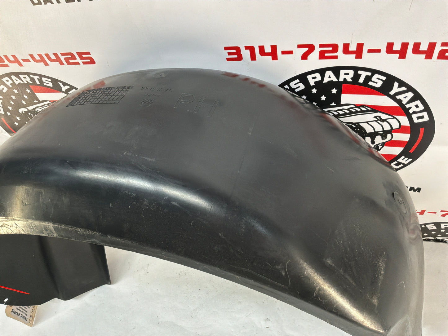 2008 Pontiac G8 Base RH Passenger Rear Fender Wheelhouse Well Liner OEM