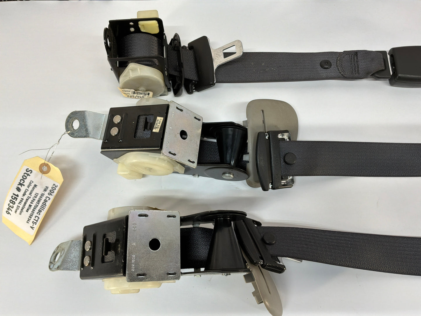 2006 Cadillac CTS-V RH, LH & Middle Rear Seat Belt Retractor Set w/ Buckles OEM