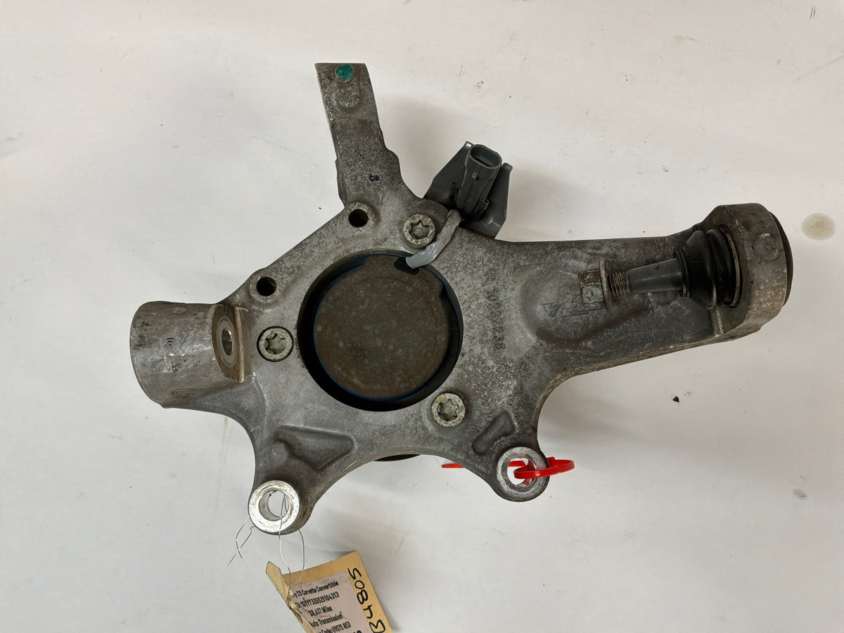 2002 Chevy C5 Corvette Convertible RH Passenger Front Suspension Spindle Knuckle Hub OEM