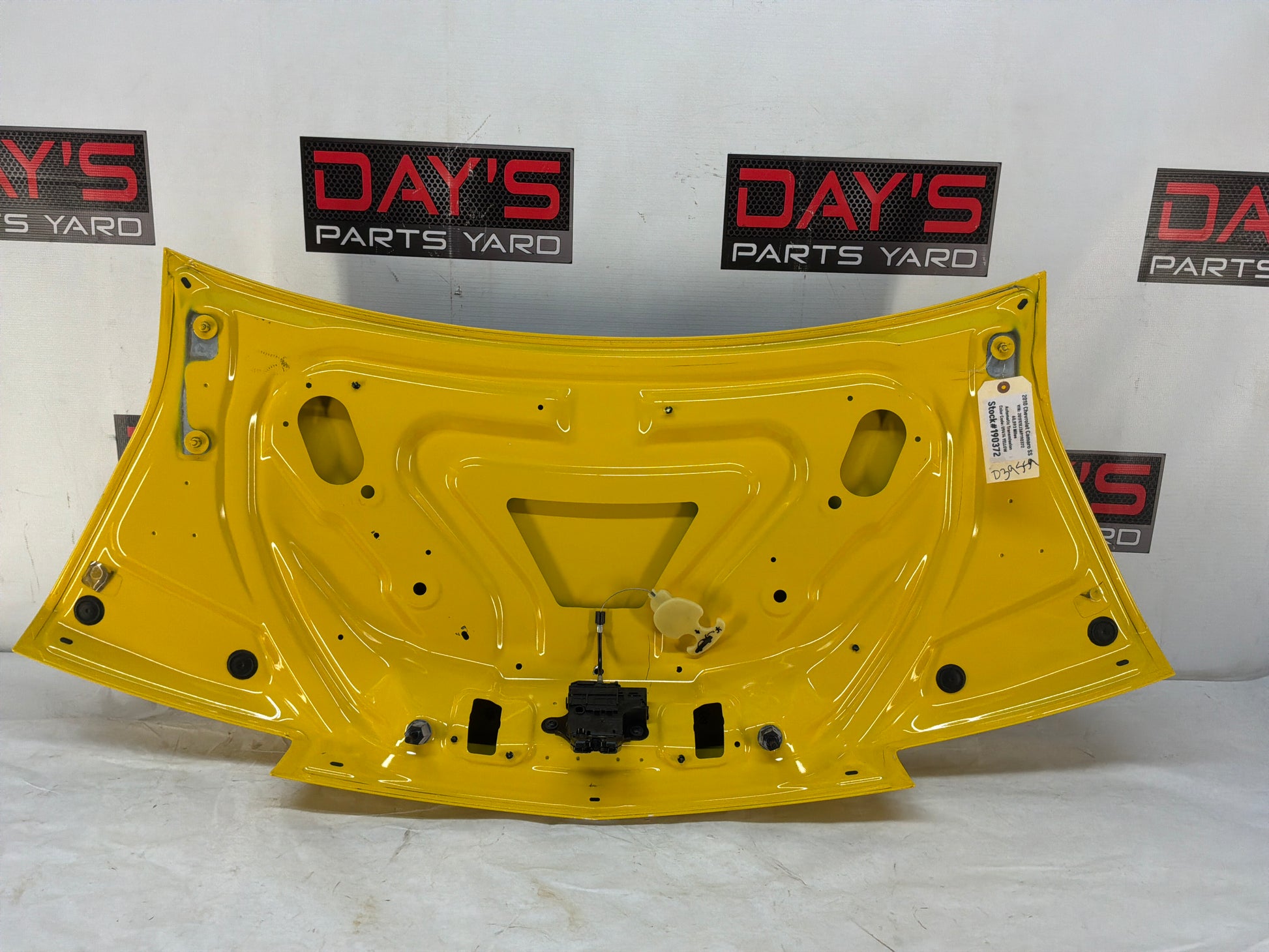 Trunk deck lid - Day's Parts Yard