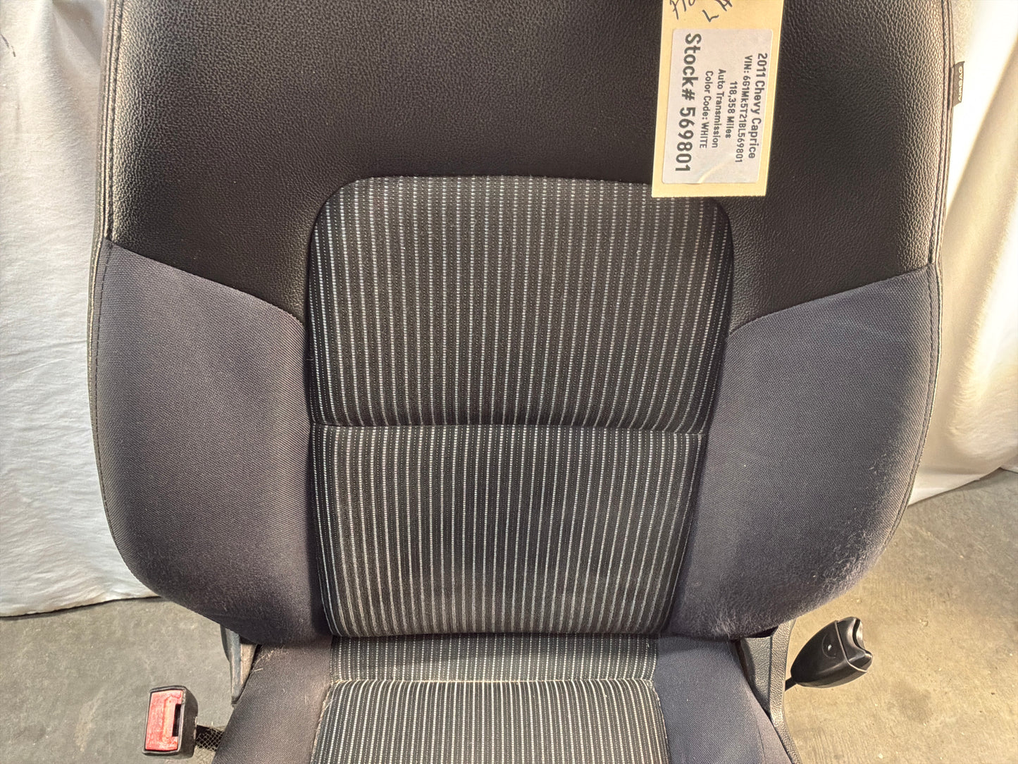 Front seats - Day's Parts Yard