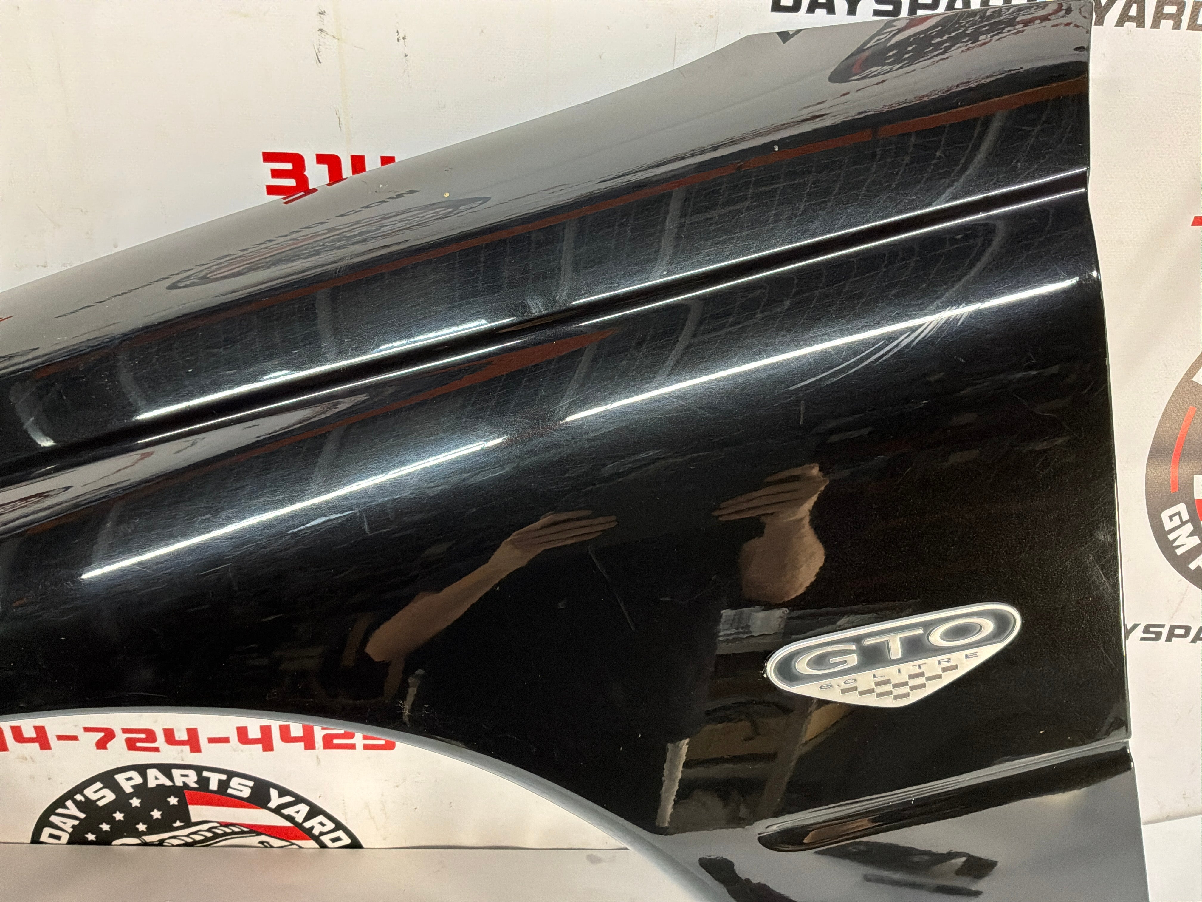 2006 Pontiac GTO LH Driver Front Fender Black OEM | Day's Parts Yard