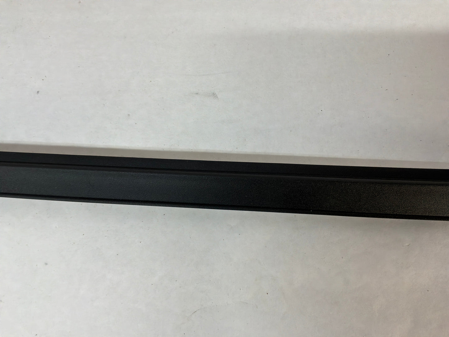 2014-2017 Chevy SS Sedan RH & LH Windshield Molding Trim NEW OEM