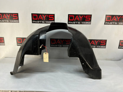 Rh front wheel liner - Day's Parts Yard
