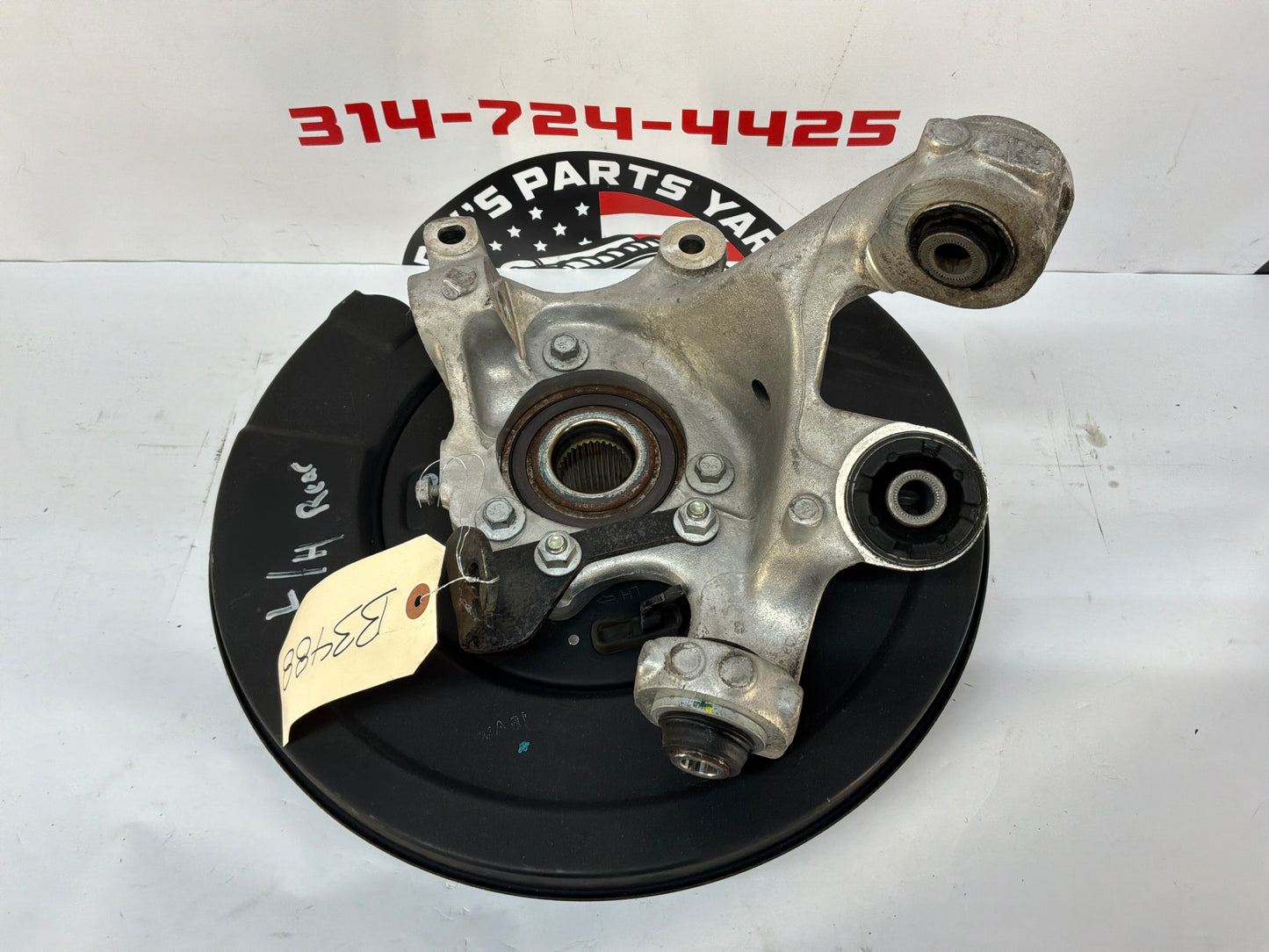 2014 Cadillac CTS-V Sedan Lh rear spindle