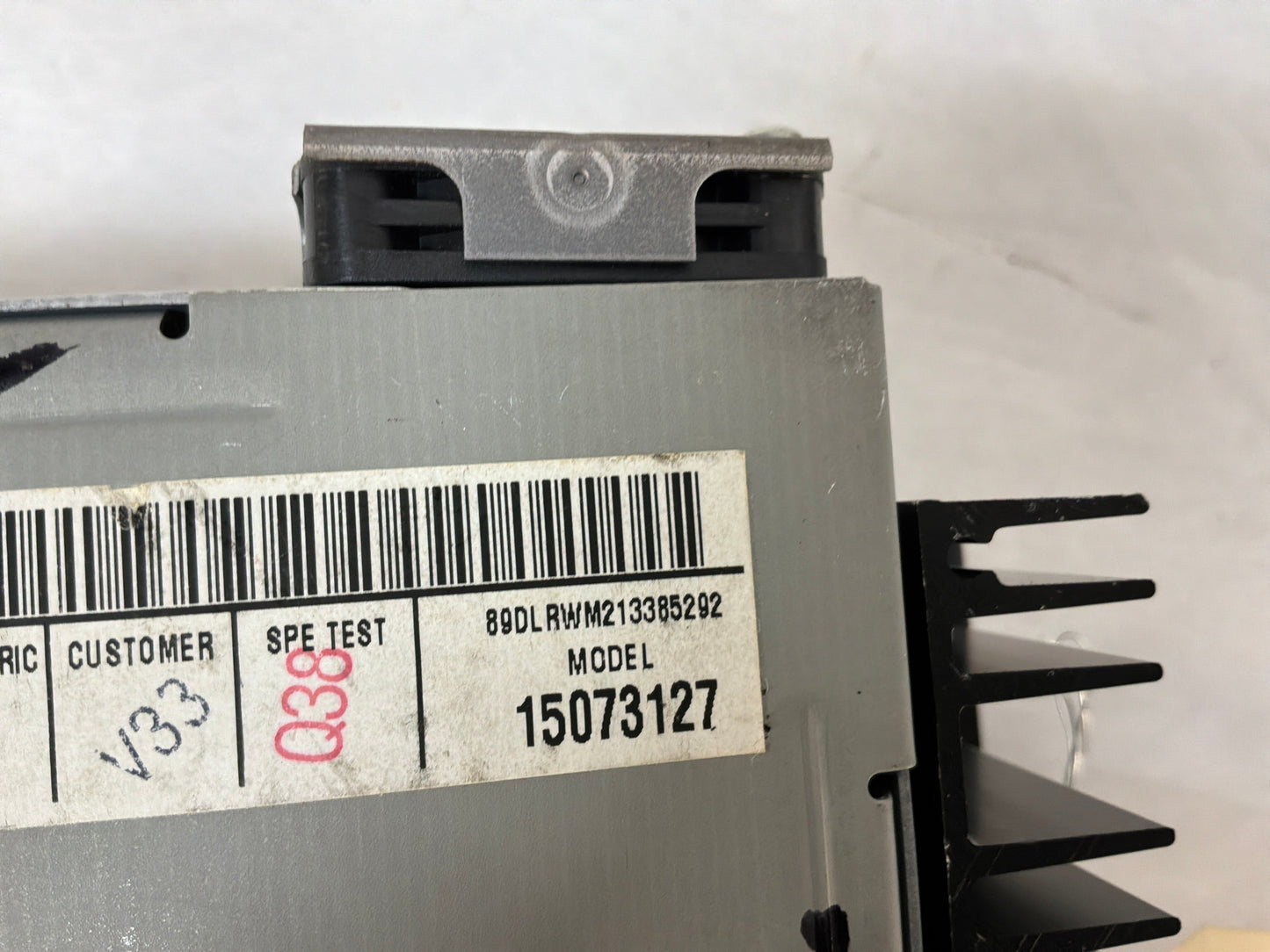 2002 Cadillac Escalade EXT AM FM Cassette Player Radio Stereo OEM