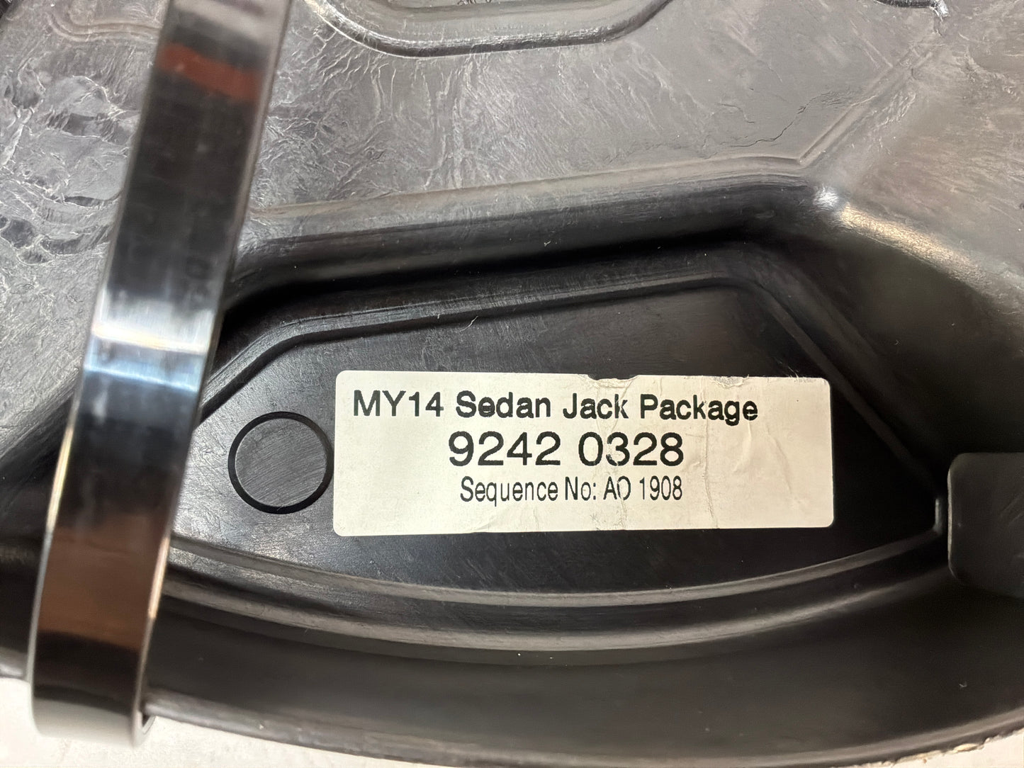 2016 Chevy Caprice PPV Spare Wheel Tire Jack Package Tool Kit OEM