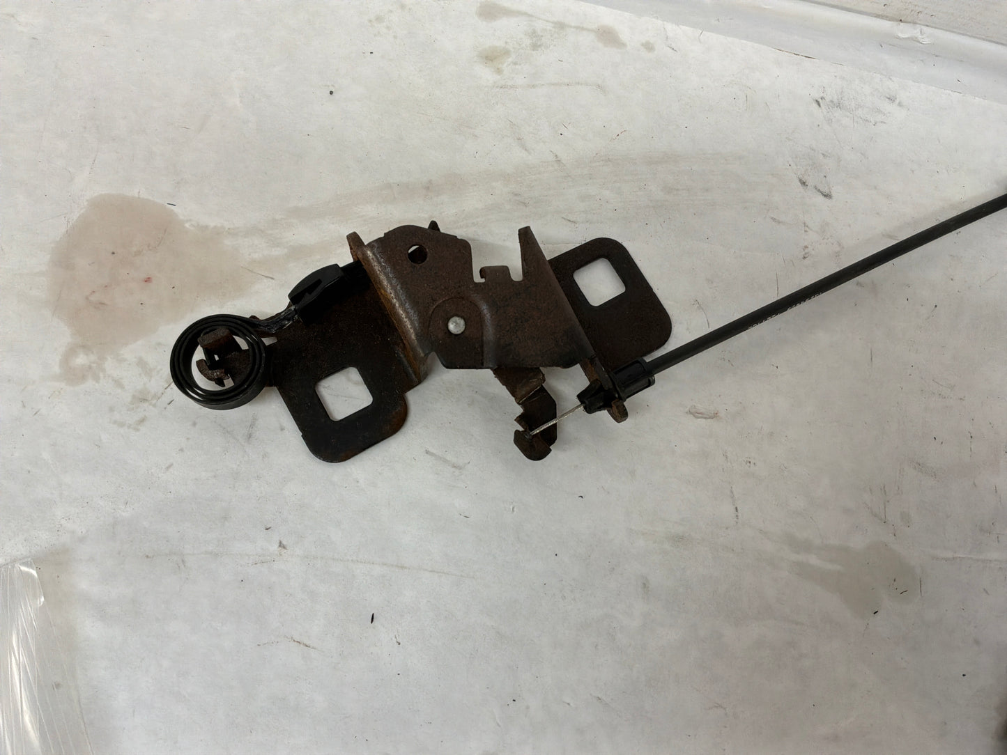 Trunk latch - Day's Parts Yard