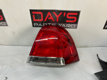 Rh taillight - Day's Parts Yard