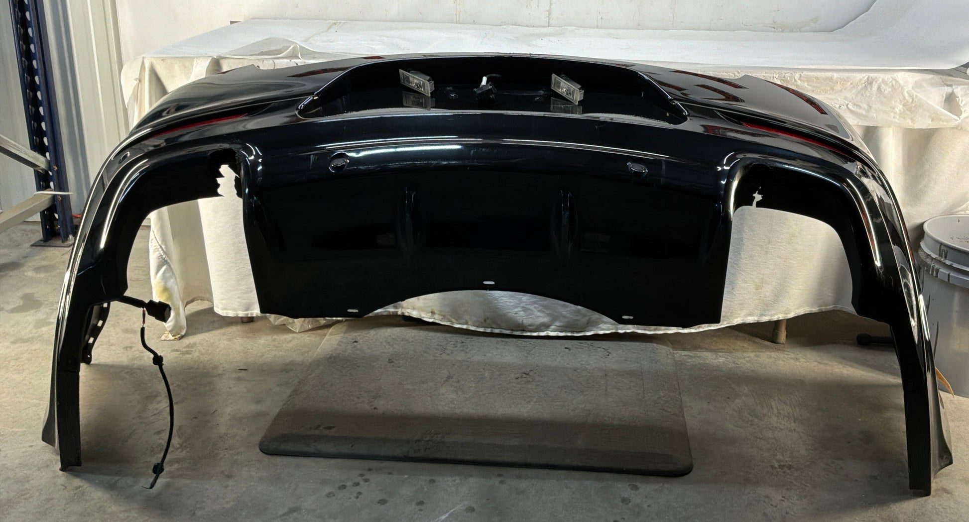 Rear bumper - Day's Parts Yard