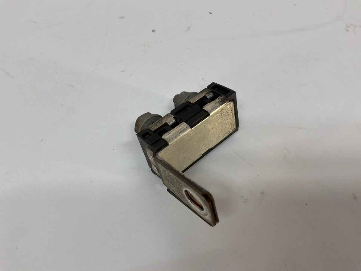 2014 Chevy SS Sedan Jump Starter Positive Post Battery Circuit Fuse Block OEM