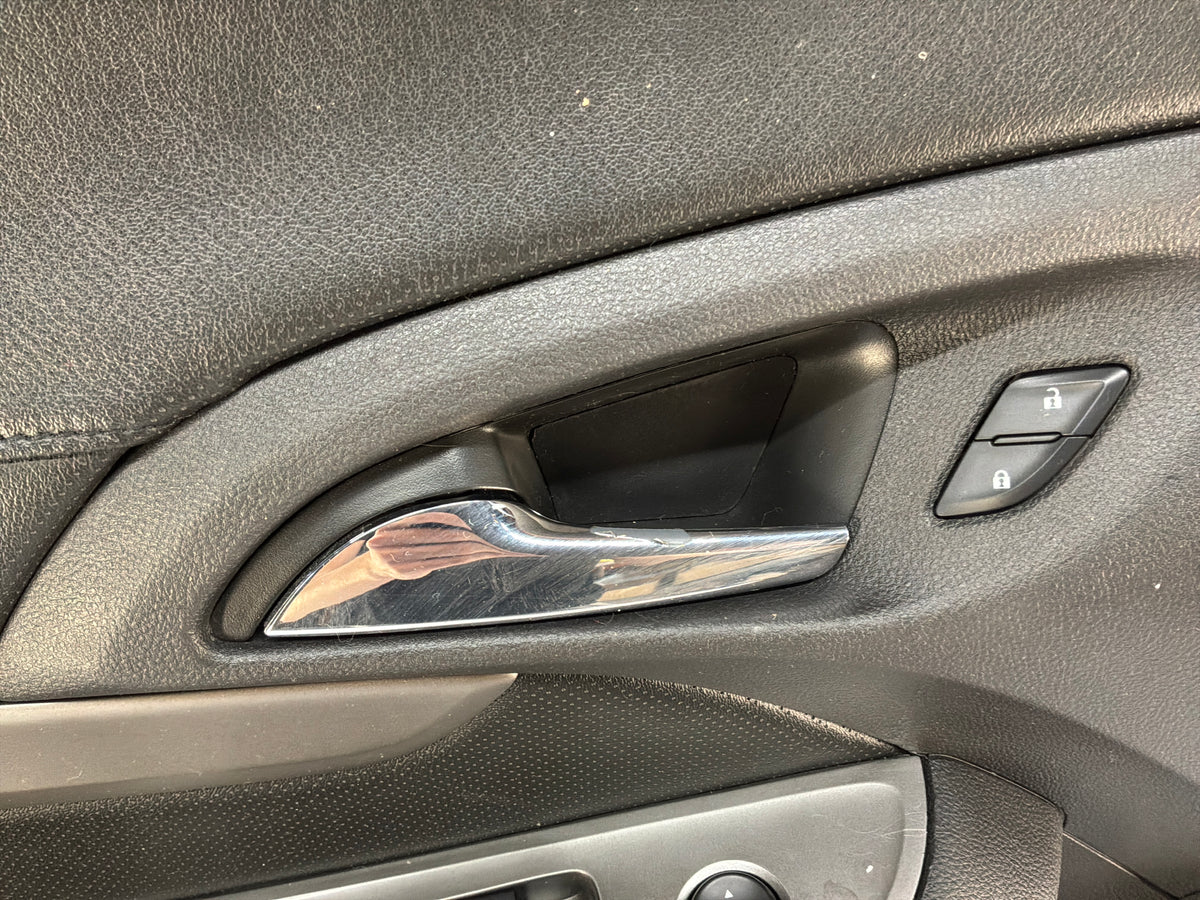 2014 Chevy Caprice PPV LH Driver Front Interior Door Panel Trim OEM