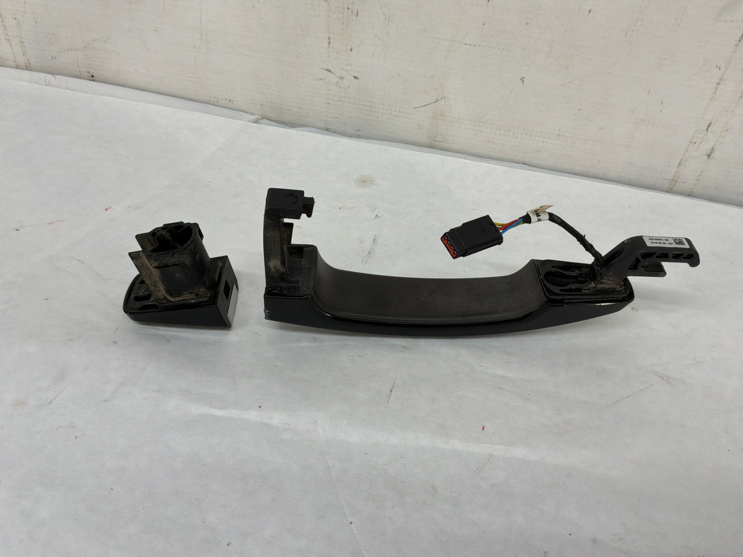 2017 Chevy SS Sedan RH Passenger Rear Exterior Door Handle OEM