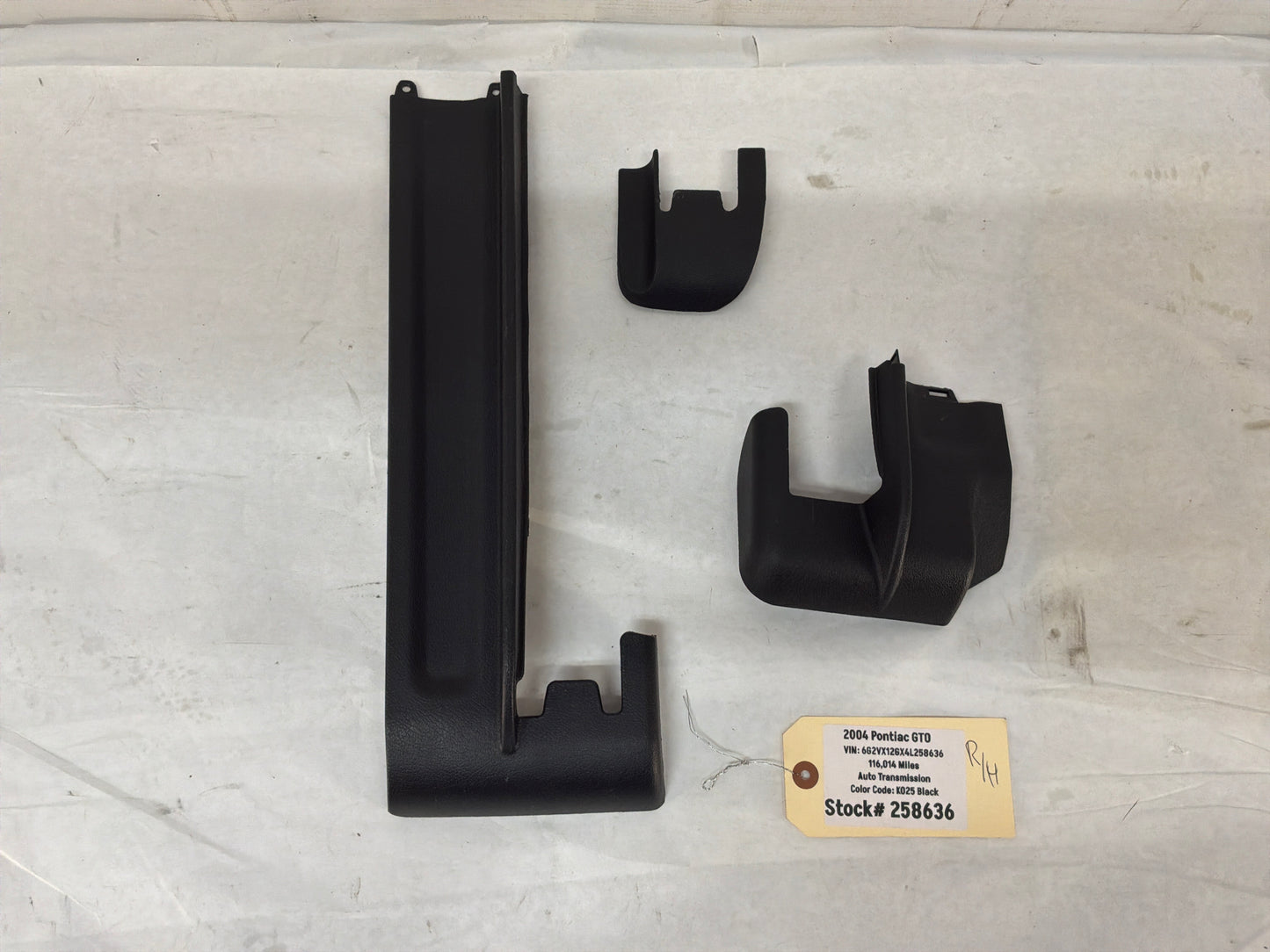 2004 Pontiac GTO RH Passenger Seat Rail Frame Track Trim Cover Set OEM