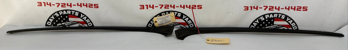 2017 Chevy SS Sedan RH & LH Windshield Window Molding Trim Moldings OEM