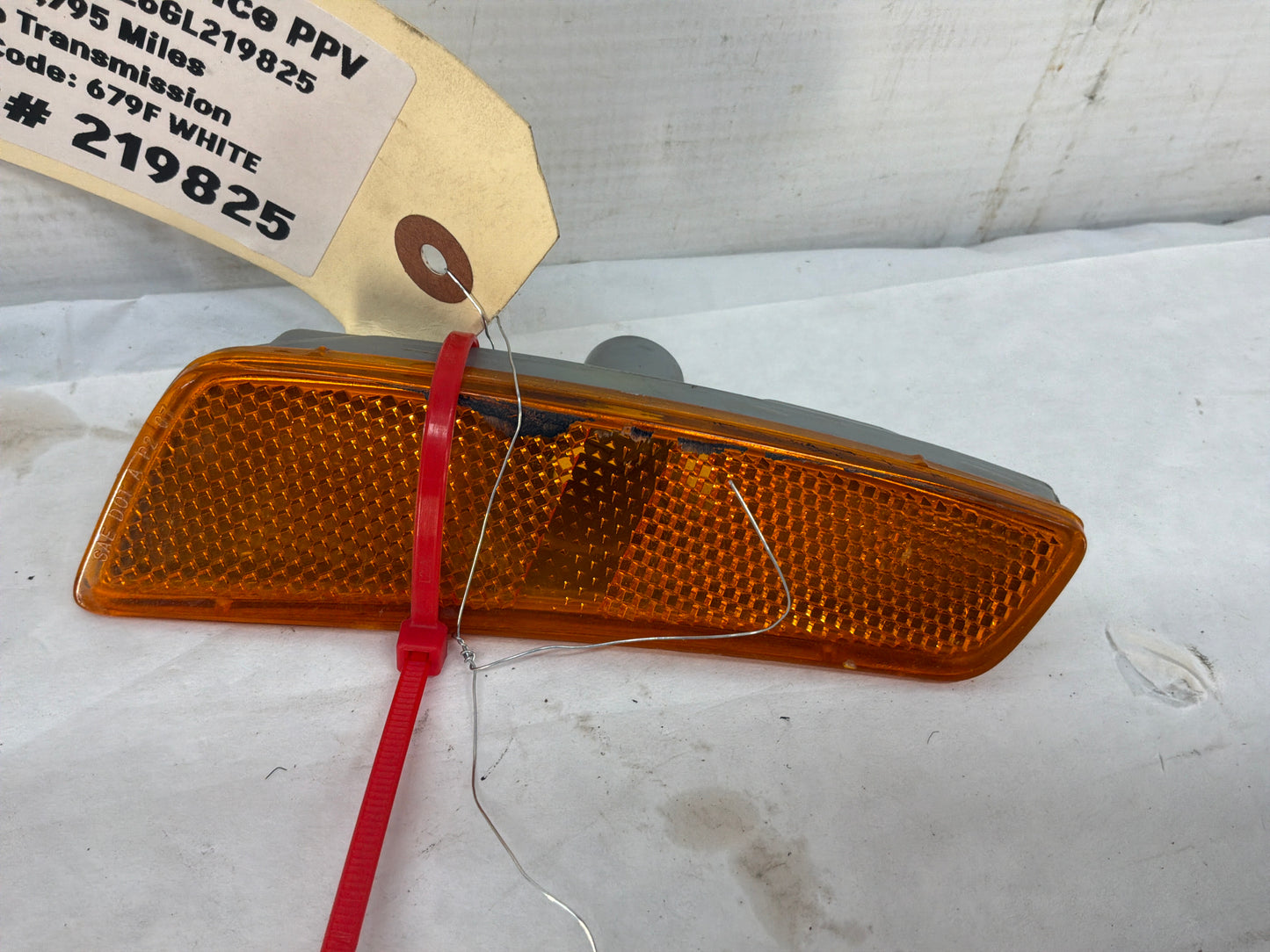 2016 Chevy Caprice PPV RH & LH Front Bumper Side Marker Lights Lamps OEM