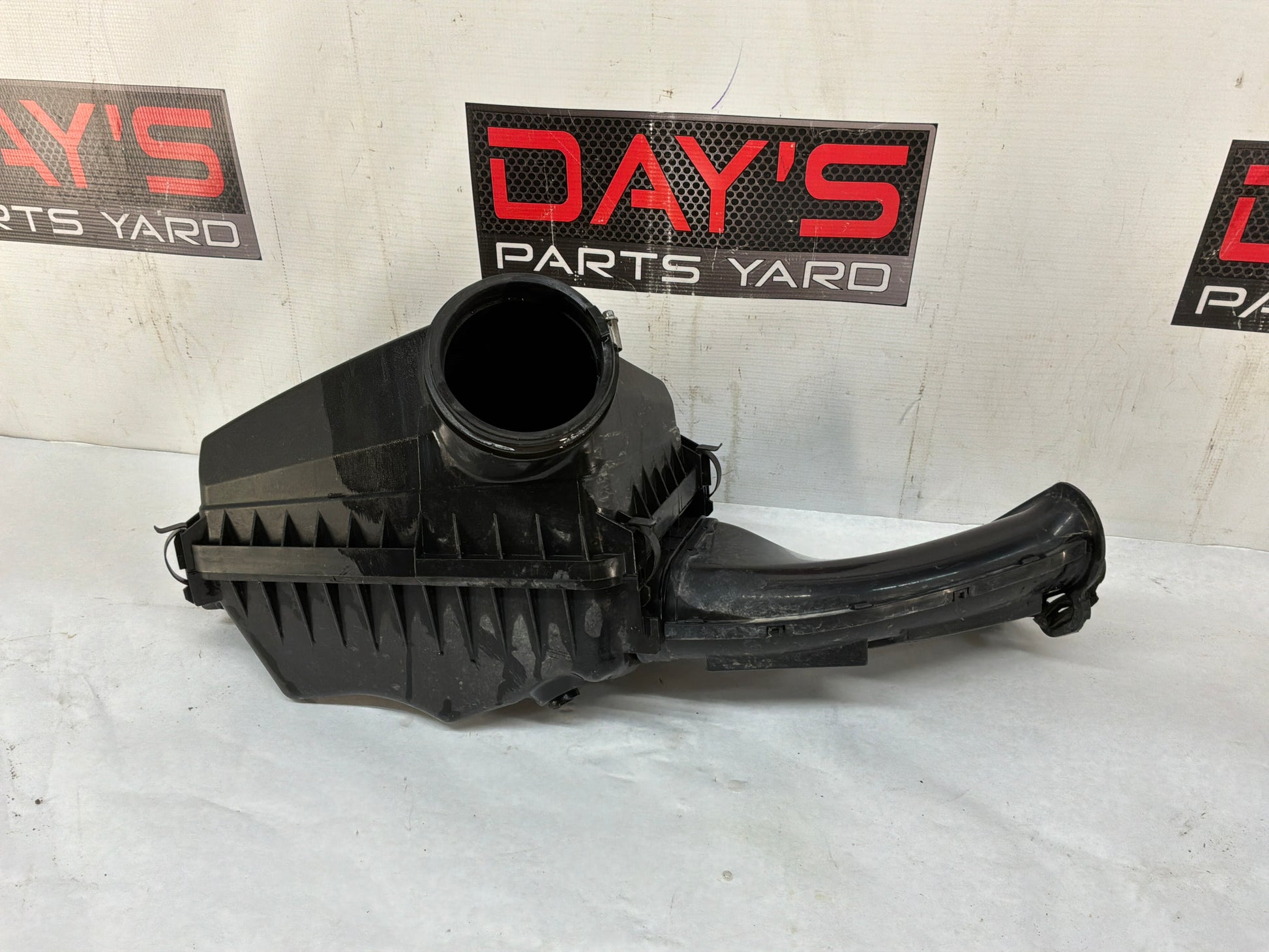 2017 Chevy Caprice PPV Factory Cold Air Intake OEM - Day's Parts Yard