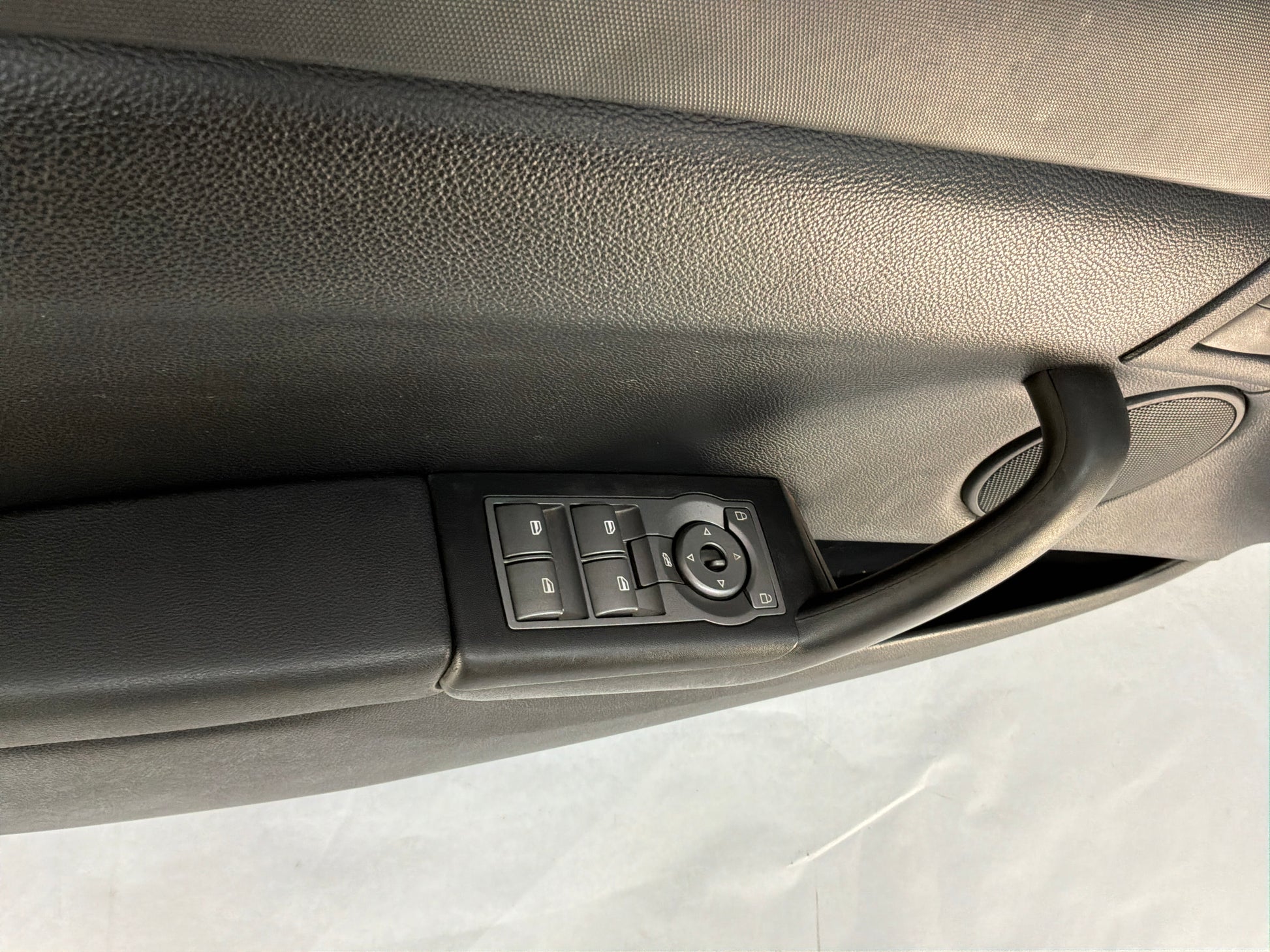 Front lh door panel - Day's Parts Yard