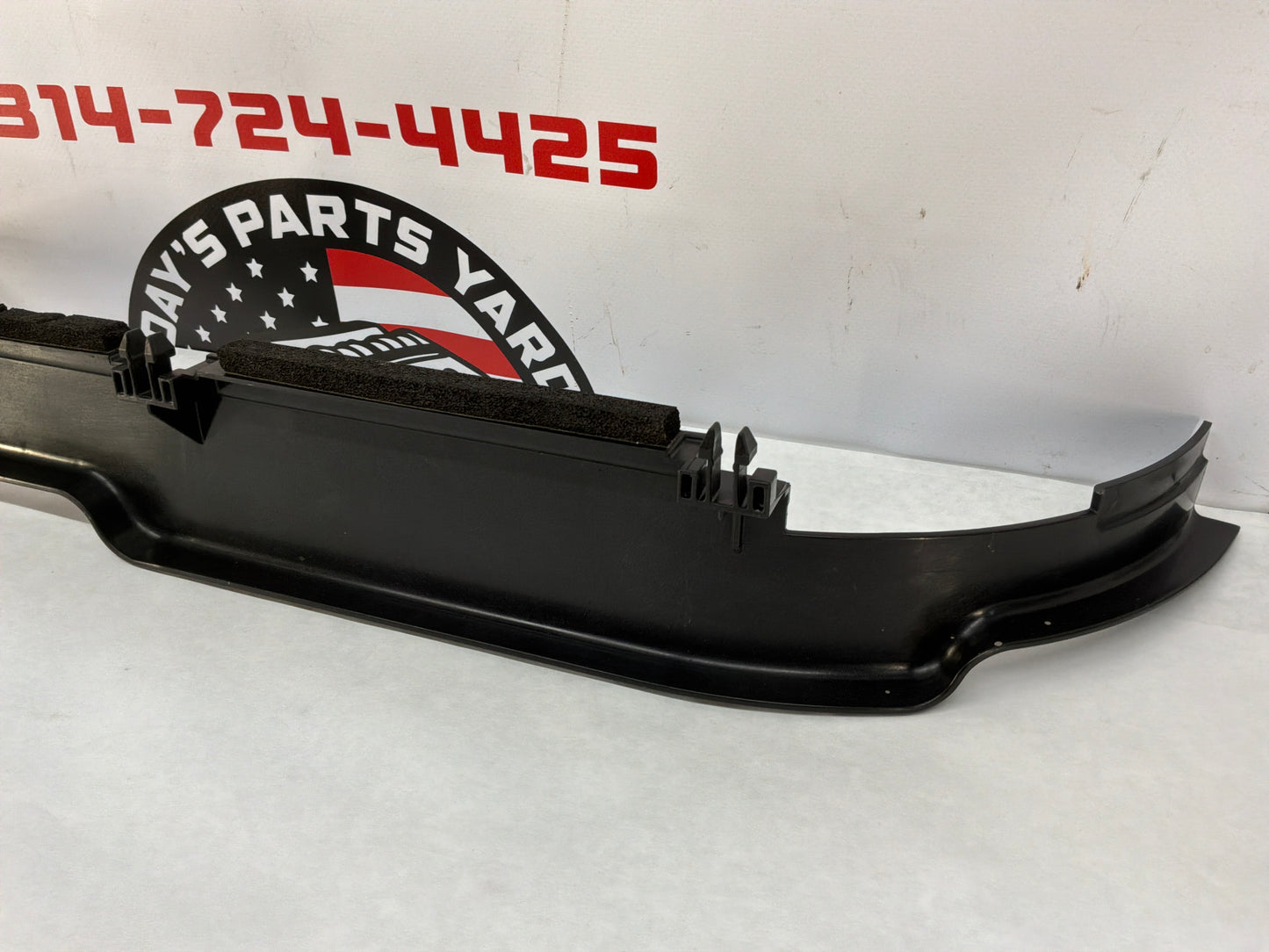 2014 Chevy Camaro SS Radiator Fan Support Baffle Shield OEM
