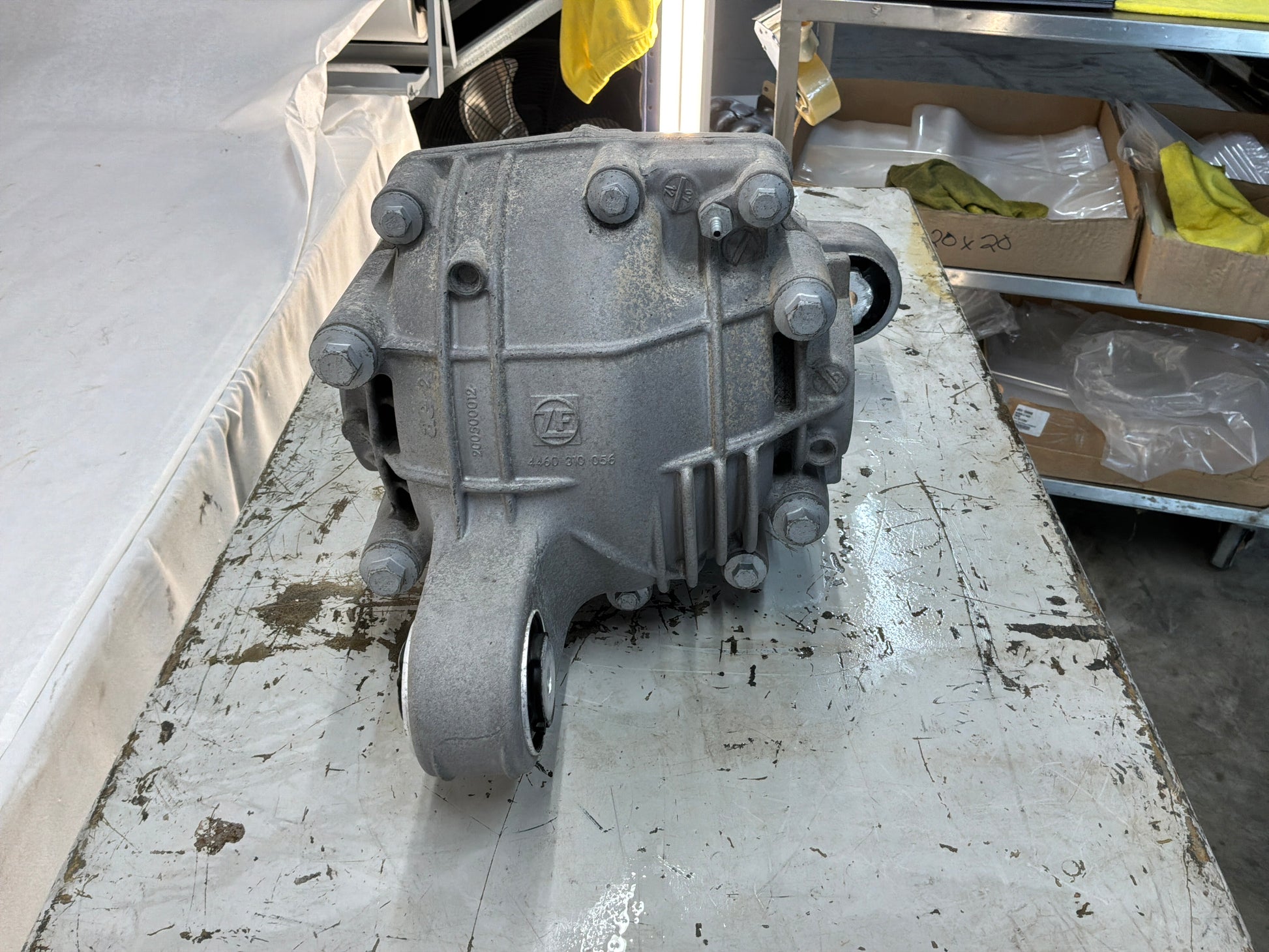 Rear differential - Day's Parts Yard