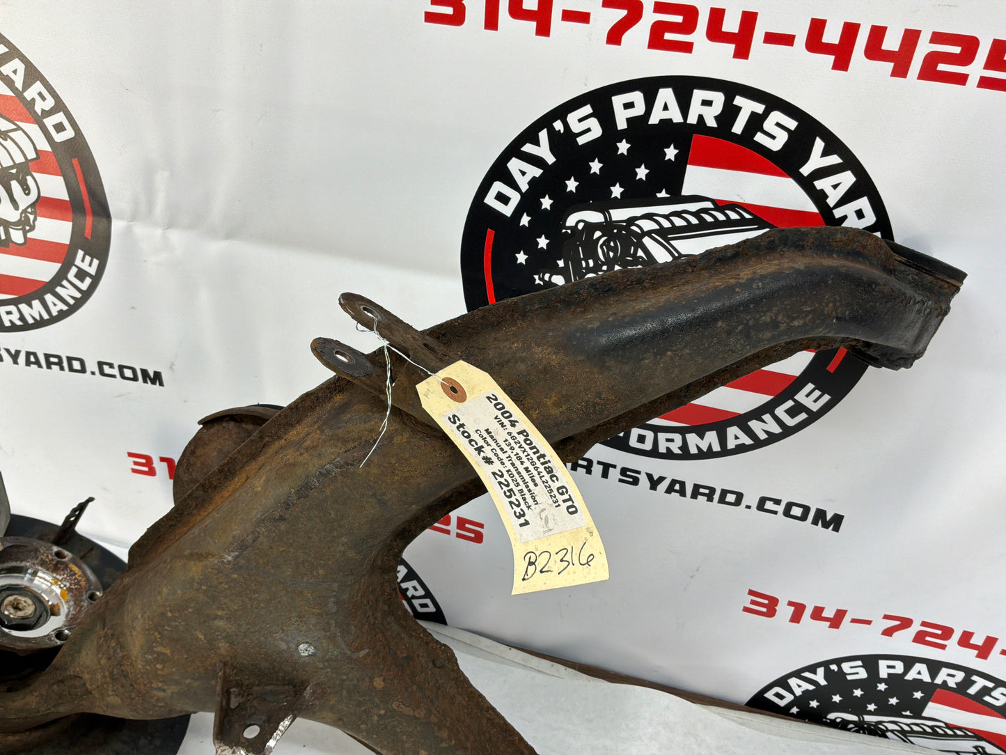 2004 Pontiac GTO LH Driver Rear Suspension Trailing Control Arm OEM