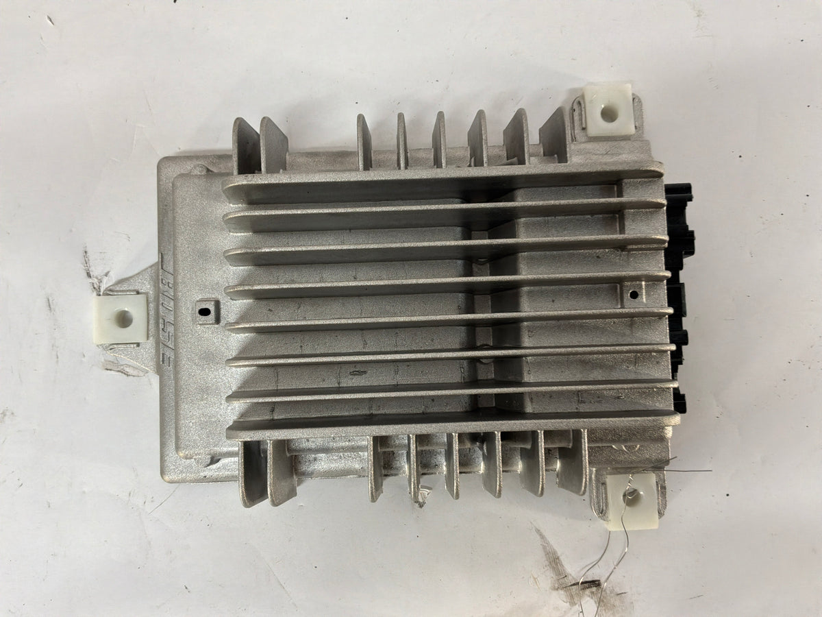 2016 Chevy SS Sedan Bose Stereo Radio Amplifier OEM