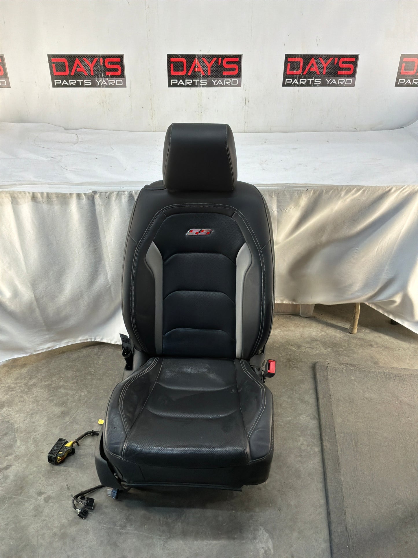 2023 Chevy Camaro SS RH Passenger Front Leather Seat OEM