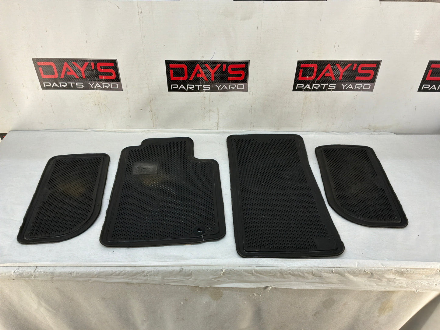 Floor mats - Day's Parts Yard
