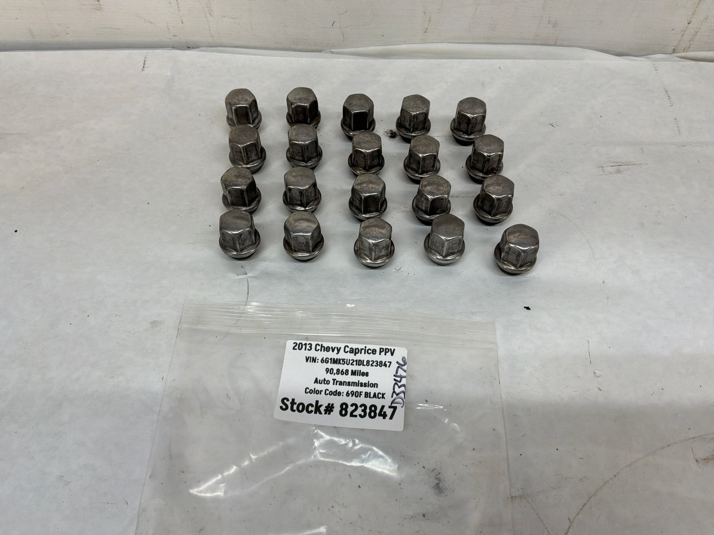 Lug nuts - Day's Parts Yard