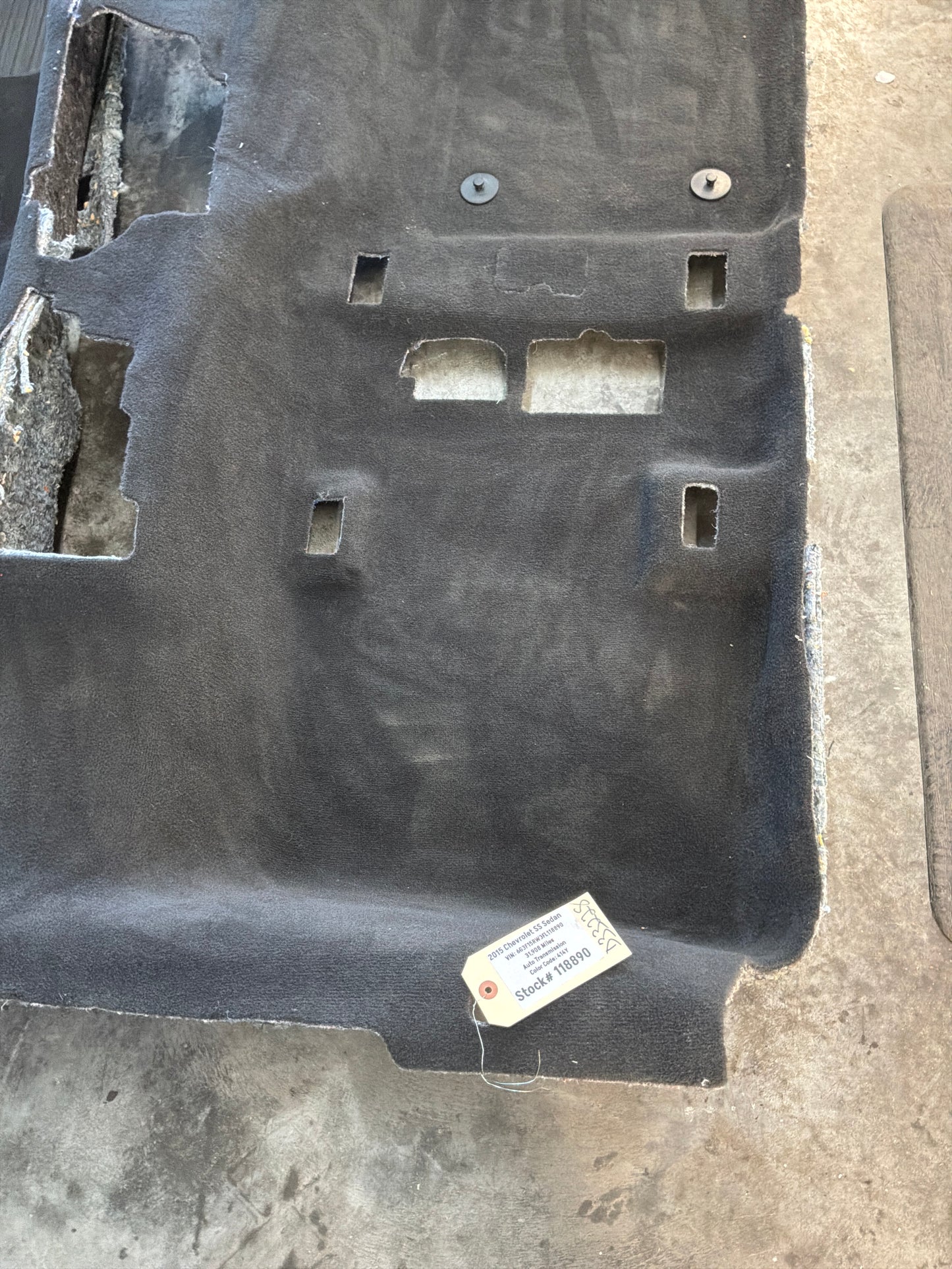 Complete carpet - Day's Parts Yard