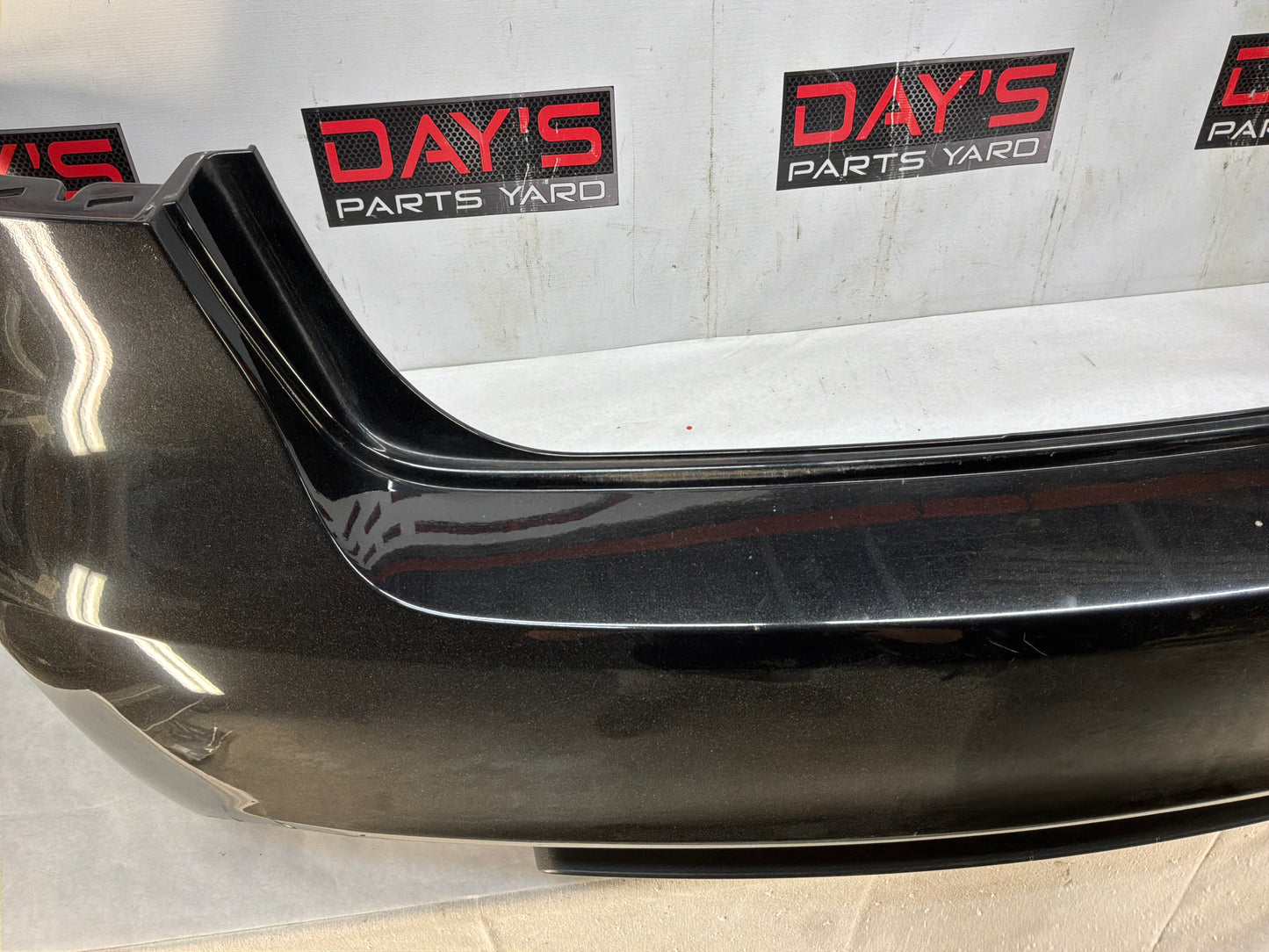 2008 Pontiac G8 GT Rear Bumper Cover w/ Valance Black OEM