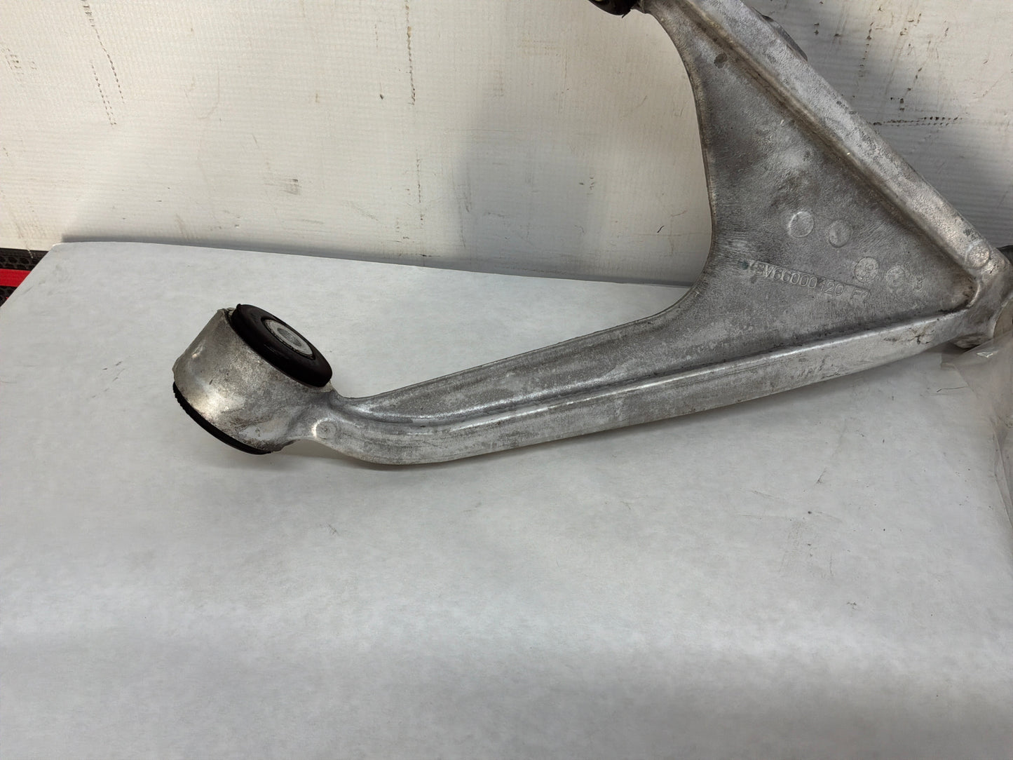 Control arm - Day's Parts Yard