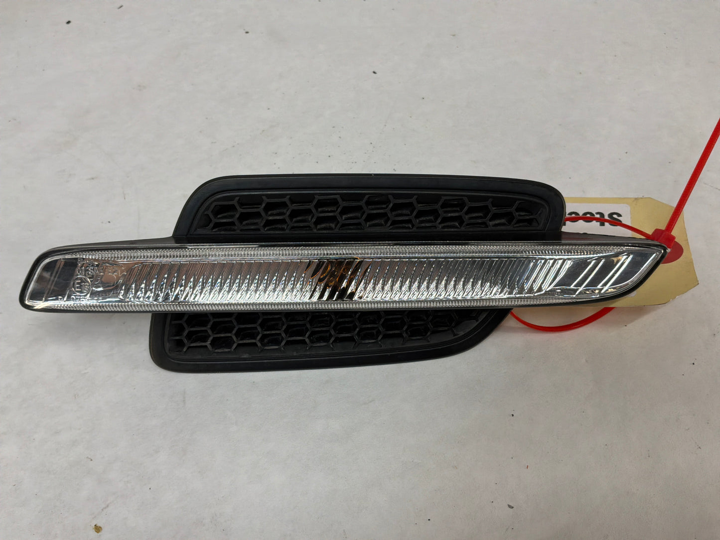 2008 Pontiac G8 GT RH Passenger Fender Marker Repeater Lamp Light OEM