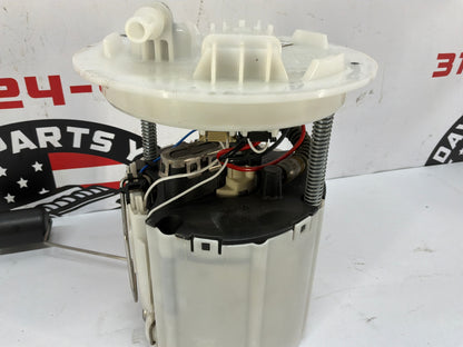 2014 Chevy SS Sedan Fuel Pump & Lever Sending Unit Assembly OEM