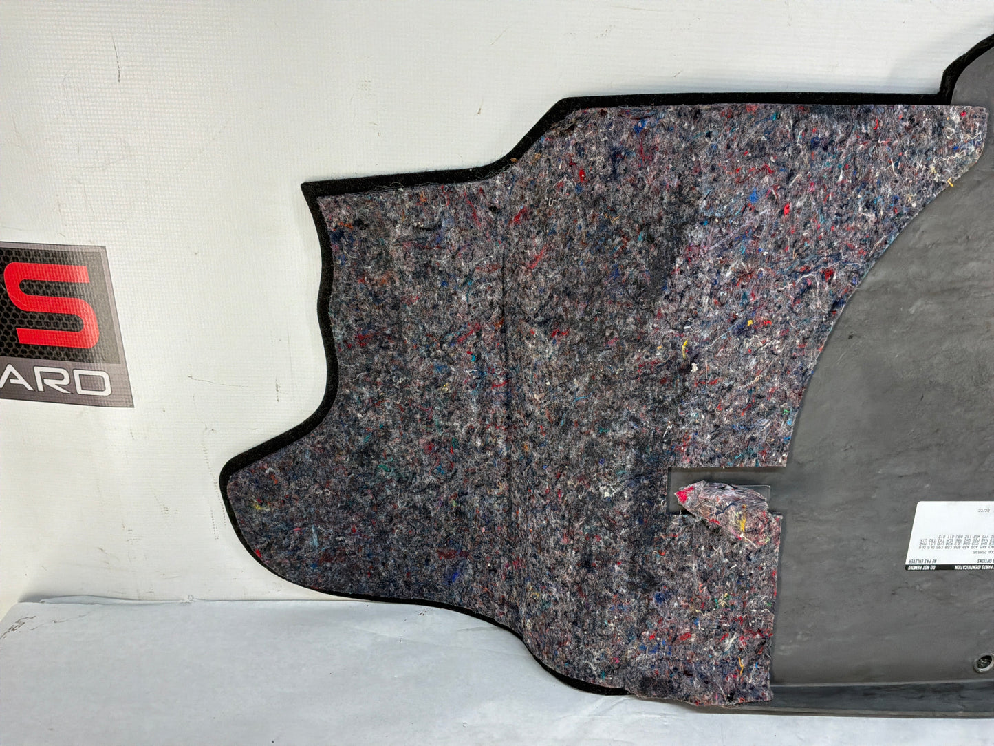2004 Pontiac GTO Spare Wheel Tire Trunk Interior Cargo Carpet Cover Panel OEM