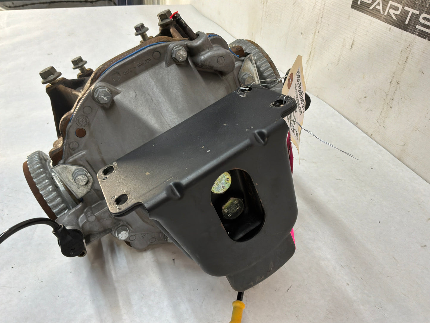 2006 Pontiac GTO Rear End Rearend Carrier Axle Differential 3.46 LSD OEM
