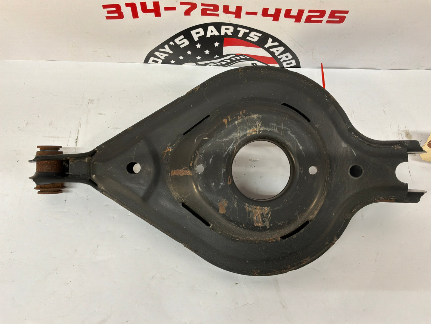 2014 Cadillac CTS-V Sedan RH Passenger Rear Lower Control Arm OEM
