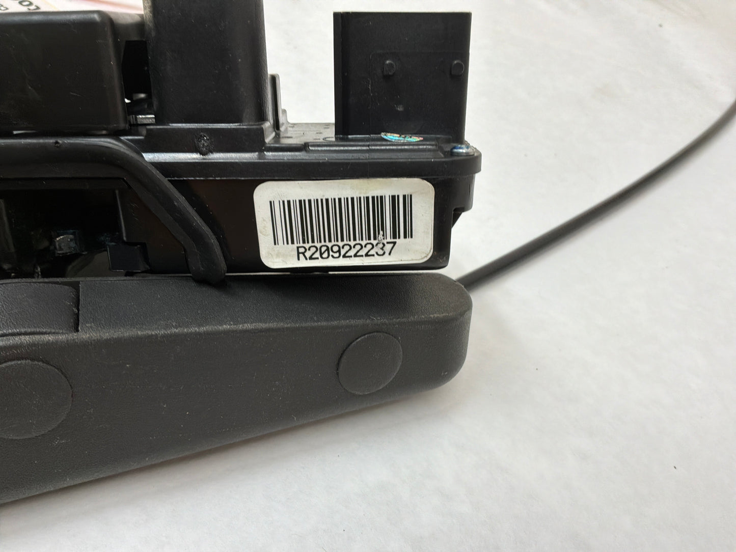 2011 Cadillac CTS-V Coupe RH Passenger Front Door Lock Latch Actuator OEM