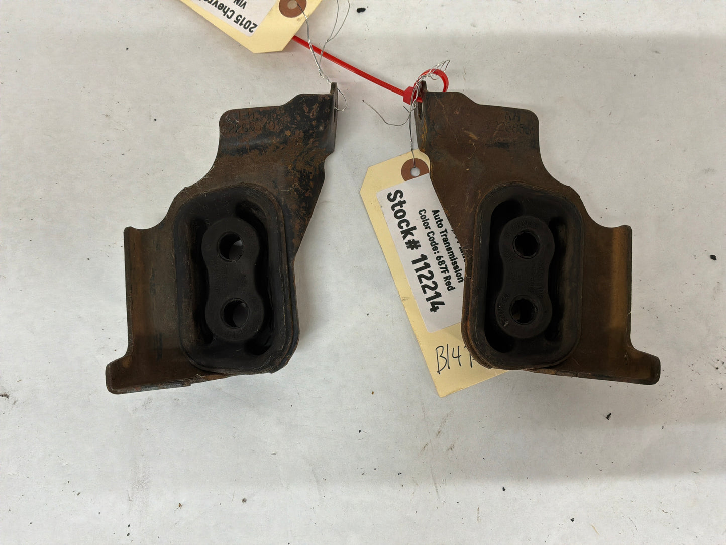 2015 Chevy SS Sedan Exhaust Muffler Hanger Bracket Set OEM
