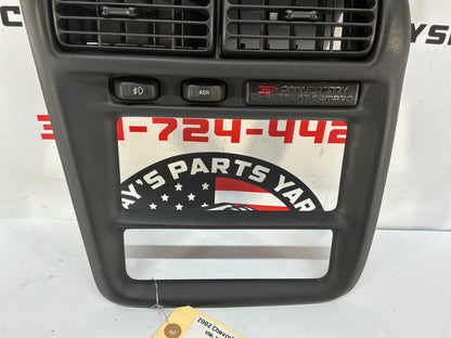 2002 Chevy Camaro Z28 Center Dashboard Radio Stereo Bezel Trim OEM