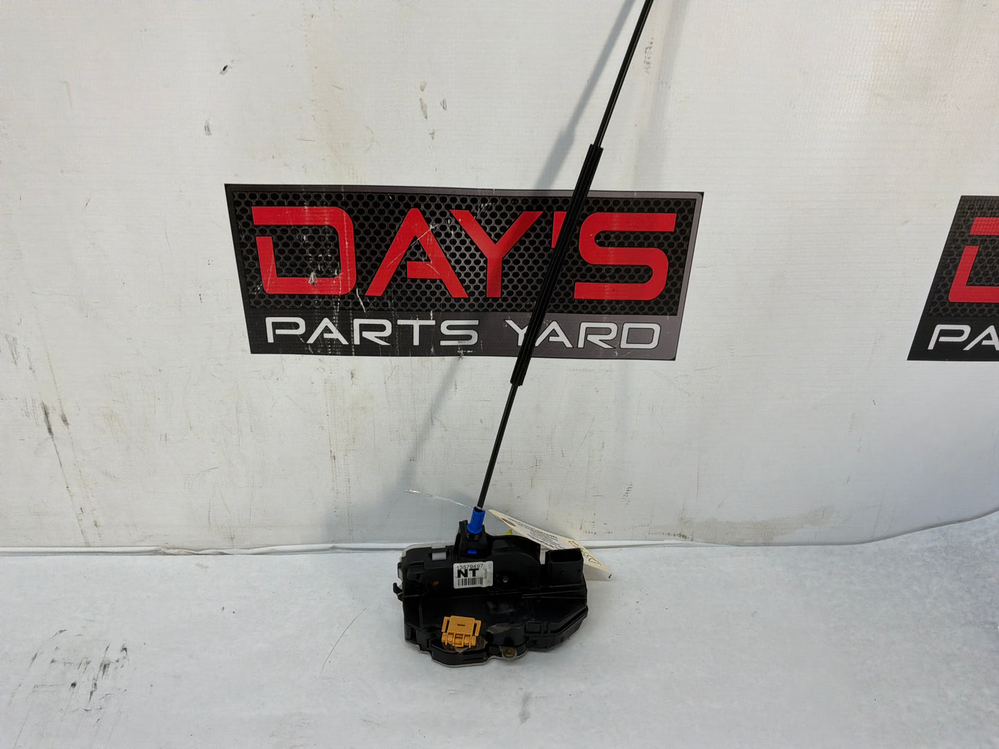 Lh front actuator - Day's Parts Yard